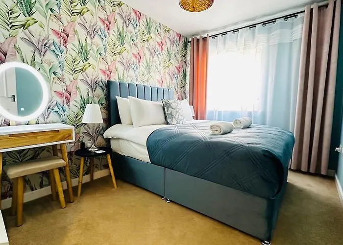 Cosy Apartment At The Marina
